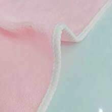 Sanrio 1条三丽鸥可爱卡通人物Hello Kitty珊瑚绒柔软吸水速干不掉毛手巾/浴巾，浴室必备。面巾尺寸：34*75厘米，浴巾尺寸：70*140厘米 - 粉色 - 查看 8