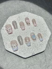 10片公主缎面波点美甲贴纸，粉色和蓝色心形可爱性感按压式美甲贴，短款按压式美甲贴纸，棺材形美甲用品（1片果冻贴纸+1个指甲锉） - 彩色 - 查看 9