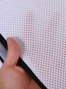 1pc Home Laundry Bag, Mesh Bag, Washing Bag, Washing Machine Filter Bag, Anti-Deformation Laundry Bag, For Machine Washing Sports Shoes, Casual Shoes And Other Athletic Shoes. Suitable For Gym Laundry, Travel Protection And Home Care. An Ideal Choice For Adults To Maintain Precious Sports Shoes.