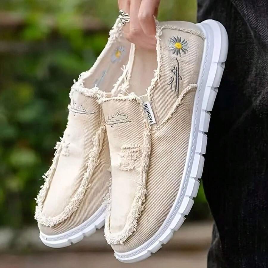 Daisy Embroidered Women's Shoes, Fashionable Low-Top Slip-On Flats, Are An Elegant Pair Of Women's Casual Shoes - 糯米白色 - 查看 1