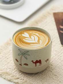 Xícara de cerâmica texturizada com estampa de camelo do deserto, estilo Oriente Médio (1 unidade). Ideal para café da manhã, leite e água. Decorativa e prática, perfeita para cafés sauditas. Feita em cerâmica de alta qualidade, com capacidade de 230ml, ideal para apreciar café turco, chá preto e café árabe. Perfeita para receber convidados, em encontros, cafés ou para uso diário. Representa perfeitamente o estilo de vida e o paladar do Oriente Médio. - Multicolorido - Ver 4