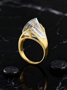 High Quality Plated Gold 316 Stainless Steel Women's Ring, Inlaid With White Synthetic Cubic Zirconia, 3D Triangle White Gemstone Ring, Christmas And New Year Gift - White - View 4