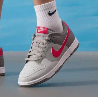 Nike Dunk Low Retro Men's Lightweight Casual Sneakers