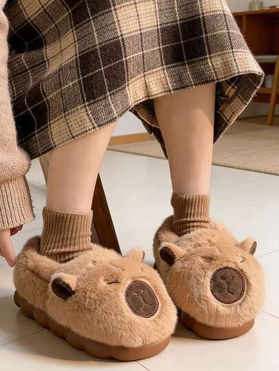 نعال مسطحة بتصميم قدم واحدة من نوع الكابيبارا مناسبة للاستخدام الداخلي في فصلي الخريف والشتاء