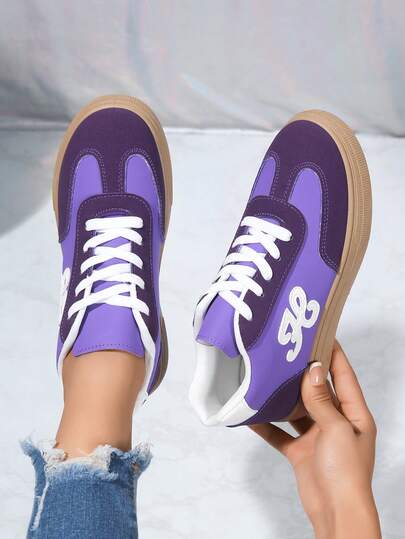 女士春秋新款休闲鞋，防水防滑圆头低帮舒适平底运动鞋，百搭撞色运动休闲复古鞋，适合所有季节