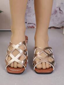 1 par de chanclas planas de playa de diseño de unicolor y calado de moda para niños, de verano - Champán - Ver 4