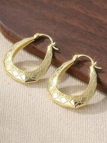 1 Pair Bohemian Elegant Oval Gold Earrings, Handcrafted Pattern, Suitable For All Occasions - Gold - View 3