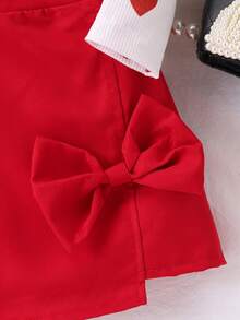 Conjunto casual de 2 piezas para el Día de San Valentín para niñas, con top con estampado digital de corazón rojo y falda con bajo asimétrico, y moño 3D - Blanco - Ver 6