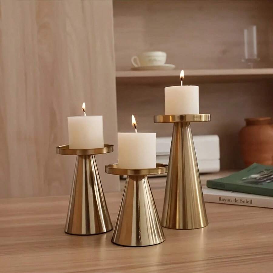 3pcs Romantic Timed Candle Holders - Luxury Tabletop Decor For Valentine's Day, Wedding, Christmas, Durable Iron Design, Reusable And Easy To Clean (Candles Not Included) - Bronze - View 1