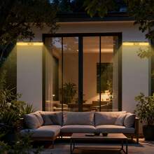 1个太阳能围栏灯，带夹子和墙壁支架，运动传感器，3种照明模式，便携式安全灯，智能太阳能灯，适用于围栏、后院、露营