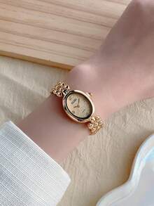 1pc Of Gold Square Women's Quartz Watch Is Exquisite And Compact Suitable For Daily Matching With Birthday/Graduation/New Year Gifts And Gatherings - Gold - View 3