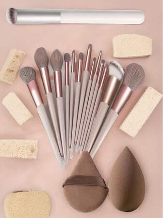 16-Piece Makeup Brush Set Includes 13 Makeup Brushes, 1 White Concealer Brush, 2 Brown Eyeshadow Cosmetic Sponges, A Powder Brush, A Blush Brush, An Eyeshadow Brush, And A Soft And Complete Set Of Feminine Makeup Tools. It Is Suitable For Beginners And Makeup Enthusiasts As A Holiday Makeup Gift.