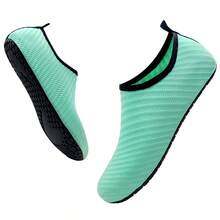 Men's And Women's Same Style, Water Shoes, Beach Shoes, Sock Shoes, Outdoor Sports Shoes, Lightweight Surfing, Swimming, Kayaking, Diving Shoes, Dancing Shoes, Running Shoes, Gym Shoes, Suitable For Both Indoor And Outdoor Use, Comfortable, Soft, Wear-Resistant And Breathable - Green - View 5