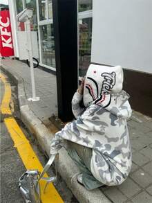 Streetwear Hoodie For Men, Shark-Pattern Loose Camouflage Print Zipper Pullover Hooded Jacket, Double-Cowl Design New Year Sport Shirt - 灰色 - 查看 4