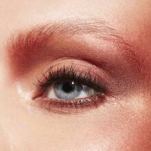 MAC Connect In Colour 眼影盘 #Future Flame 12.2克/0.43盎司 | 一抹显色 | 轻盈丝滑质地 | 均匀易晕染 | 适合隐形眼镜佩戴者 | 干湿两用 - Future Flame - 查看 4