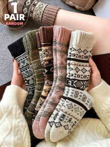 1双/5双女士新款秋冬厚款保暖复古几何图案袜子，男女情侣款，时尚百搭中筒袜