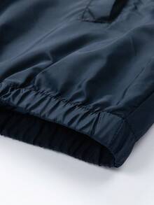 男士藏蓝色渐变连帽长袖外套，抽绳连帽设计，柔软透气面料，简约运动风，可机洗，适合春夏户外活动、运动、钓鱼、徒步旅行等。 - 藏蓝色 - 查看 10