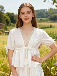 Women's Lace Trim Ruffle Tops Summer Fashionable Solid Color Short Bubble Sleeve Shirt - White - View 2