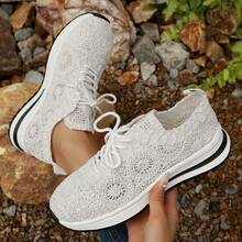 女士时尚厚底圆头平底系带镂空透气网面休闲鞋 - 白色 - 查看 1