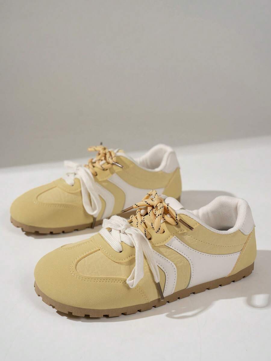 新款女鞋，时尚百搭系带圆头鞋，条纹装饰，纯色设计，舒适软底，休闲鞋，运动鞋，时尚鞋款，适合日常穿着和通勤。 - 黃色 - 查看 1