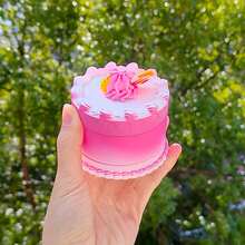 1pc New Creative Pink Ombre Cake Shaped 4-Layer Metal Grinder, Zinc Alloy Material Grinder, Delicate Floral Design, Cute Portable Smoking Accessory