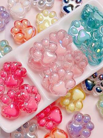 2颗随机款式亚克力彩色透明可爱猫爪珠，适用于DIY手机挂绳、钥匙扣吊坠、珠宝、包包装饰和配件