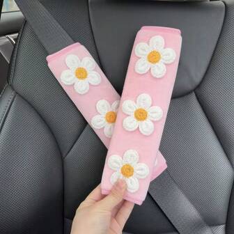 Colorful Embroidered Flower Car Seat Belt Shoulder Pad Cover, Three-Petal Pink Car Seat Belt Shoulder Protection Strap, Three Small Flowers, Soft And Anti-Friction, Cute Car Seat Belt Cover, Seat Belt Pad Cover, Seat Belt Anti-Friction Solution, Vehicle Safety Accessories, Cute Car Ornaments, Decorative Seat Belt Cover, Smooth Texture