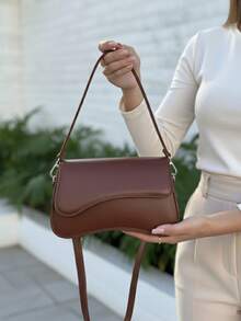 Stylish, Soft, Lightweight, High-Quality Women's Half-Moon Crossbody Bag In Various Colors. - 焦糖色 - 查看 3
