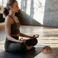 1 Peça Queimador de Incenso de Madeira Sólida de Nogueira Sul-Americana, Suporte para Bastão de Incenso, Queimador de Aromaterapia Interno com Incenso de Sândalo, Decoração de Cerimônia de Chá, Dia dos Namorados, Casamento dos Namorados, Aniversário, Decoração Doméstica, Decoração Zen, Ferramentas de Meditação, Ferramentas de Yoga, Formato Redondo - Multicolorido - Visão 8