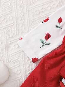 3-delars set: Långärmad blommig topp, fuchsiafärgat pannband och fuchsiafärgad ärmlös jumpsuit med broderad katt - Rött och Vitt - Visa 3