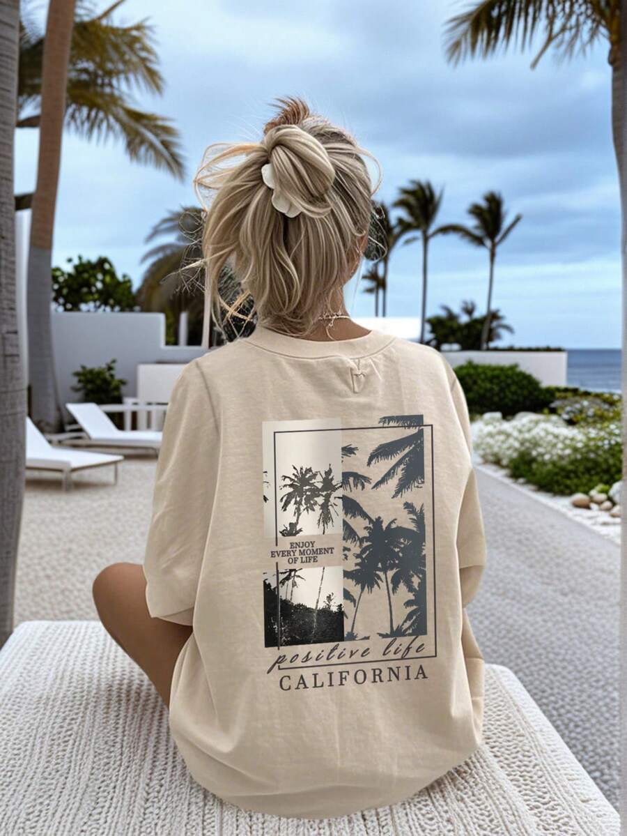 女士夏季新款简约标语印花休闲度假风宽松百搭圆领杏色短袖T恤，时尚日常上衣，适合日常度假穿着