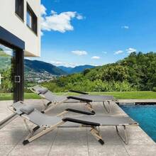 Tumbona de playa multifuncional, ya sea que esté en la oficina, al aire libre o viajando, esta tumbona plegable es ideal para tomar una siesta rápida o relajarse cómodamente. Este tumbonazo está diseñado con un respaldo de 2 plazas y un pedal de 3 plazas, lo que le garantiza encontrar un ángulo cómodo y perfecto para adaptarse a cualquier situación. Nuestras tumbonas están diseñadas para ser plegables y ahorrar espacio, lo que facilita el transporte. Puede instalarlo o doblarlo en segundos sin necesidad de herramientas. - Gris - Ver 2