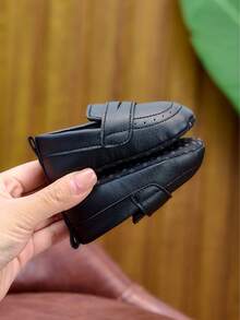 休闲时尚婴儿鞋，适合0-1岁宝宝，男女通用乐福鞋，纯色一体式软底幼儿鞋，春夏秋季款 - 黑色 - 查看 6