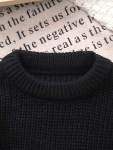 Atasan Sweater Rajut Leher Bulat Klasik Warna Polos Unisex untuk Bayi, Desain Leher Bulat, Desain Warna Polos, Warna Polos Lebih Cocok untuk Bordir Buatan Tangan oleh Para Ibu, Tambahkan Beberapa Elemen yang Disukai Para Ibu, Cocok untuk Pakaian Kasual atau Sebagai Lapisan - Hitam - View 2