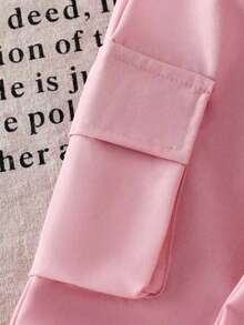 Conjunto informal para niñas - Camiseta de manga corta con cuello redondo y estampado de corazón y pantalones cargo - Rosa - Ver 4