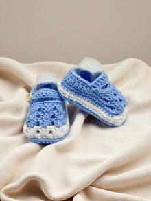 1 Pair Handmade Crochet Infant Booties, Soft Green And White , Button Closure Infant Shoes - Baby Blue - View 6