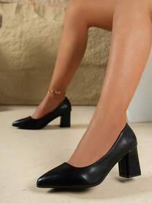 2025 Herbst/Winter Neue Damen Schwarze High Heel Schuhe, Elegante Mode vielseitige Professionelle Spitze Chunky Absatz Niedrig-Top Schwarze High Heels, Anmutig, Damen Niedrig Schaft Schuhe, Anmutig - Schwarz - Übersicht 2