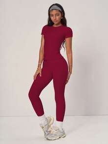 PinkTip 红色基础款上衣短裤套装，高腰宽松版型，夏季休闲健身必备单品 - 紅色 - 查看 5