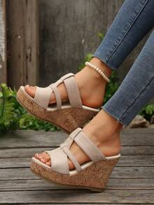 Sandal đế xuồng hở mũi khoét rỗng, vân gỗ, cỡ lớn dành cho nữ. - Màu be - Xem 4