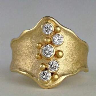 女士时尚戒指，饰有雕刻创意图案和合成宝石，百搭饰品，适合派对、纪念、日常佩戴