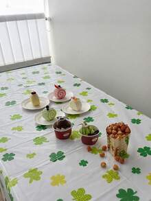 2 件装圣帕特里克节长方形桌布，绿色三叶草图案，54x72 英寸圣帕特里克节桌布，绿色三叶草图案 - 厚实耐用的高品质 PE 桌布，爱尔兰主题派对装饰，生日派对，酒吧和餐厅适用，适合爱尔兰主题派对、野餐、餐桌装饰，可容纳 8-10 人，易于清洁 - 彩色 - 查看 7