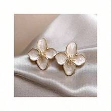 1 Pair Fashionable Hibiscus French Retro Hong Kong Style Glazed Red Flower Stud Earrings Versatile Floral Earring Accessories - trắng - Xem 5