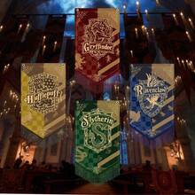 Harry Potter 1/4件复古霍格沃茨学院旗帜，格兰芬多、斯莱特林、赫奇帕奇、拉文克劳复古流苏设计，适用于宿舍、户外空间、派对和家居装饰，节日魔法装饰，粉丝理想礼物，仅包含旗帜（不含旗杆），生日装饰的完美之选[官方授权] - 彩色 - 查看 1