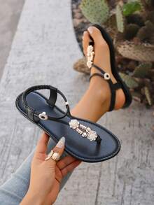 1 Pair Teens Flat Sandals With Beaded Butterfly Design, Soft Sole Non-Slip Girls Thong Sandals For Beach Holiday - Black - View 2