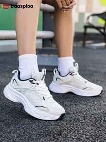 baasploa 2026 Nuevos tenis de suela gruesa para mujer, zapatos para correr de malla, tenis de plataforma, zapatos casuales ligeros, zapatos retro, zapatos para caminar de mujer, zapatos para estudiantes, zapatos blancos, zapatos de mujer, zapatos versátiles y de moda para entrenamiento y correr, tenis planos, tenis retro de color contrastante - Blanco - Ver 8