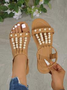 2026 Nuevas sandalias planas de correa plana para verano, sandalias planas marrones - 1 par de zapatos planos elegantes, sandalias con hebilla dorada retro de moda, sandalias de playa y resort, elegante dama, estilo universitario preppy, elegante, resort, playa, bohemio, casual, piel de PU, hebilla, playa, vacaciones, boda, universidad, resort, fiesta, oficina, interior/exterior, primavera/verano/otoño - Marrón - Ver 9