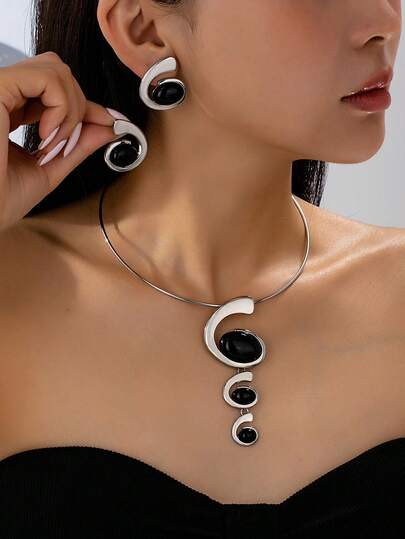 Bộ 3 dây chuyền và hoa tai trang trí biểu tượng dấu câu thanh lịch, phù hợp cho trang phục hàng ngày của phụ nữ