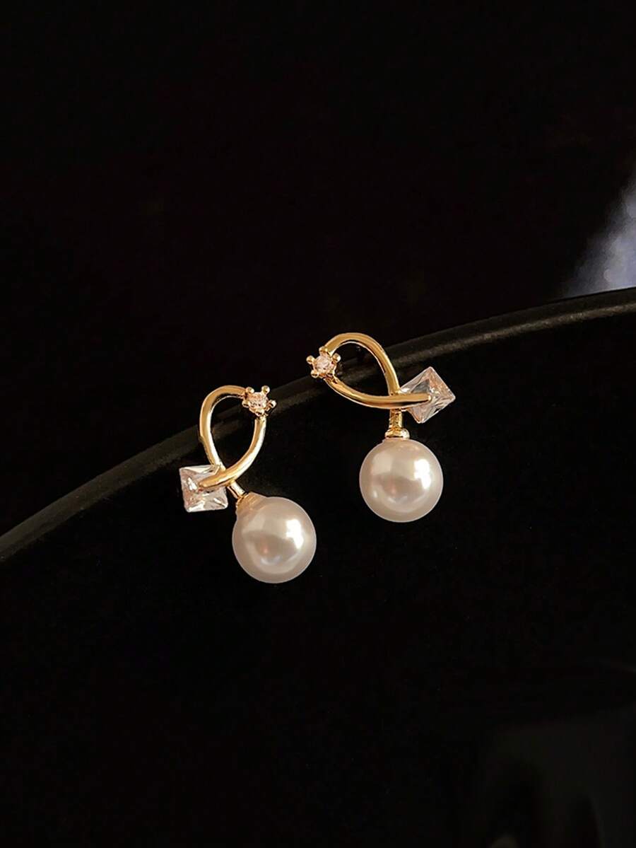 1 Pair Minimalist Criss-Cross Faux Pearl Stud Earrings, Stone Fashion Commuter Earrings For Women, Elegant