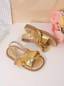 1 Pair 4-12 Years Old Girls' Gold Laser Ruffled Sandals, Synthetic Leather, Closed Toe, Breathable, Hook And Loop Strap, Flat Soft Sole, Dreamy Princess Style, 2026 Summer New, Suitable For Birthday Party, Summer Outing, Daily Wear - Gold - View 7