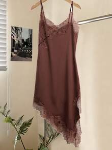 女士新款时尚优雅性感撞色蕾丝V领缎面吊带裙 - 紅木色 - 查看 5